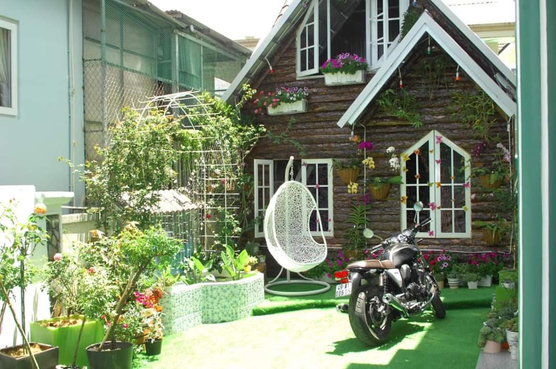 Hôtel Rieng Mot Goc Troi à Đà Lạt Extérieur photo